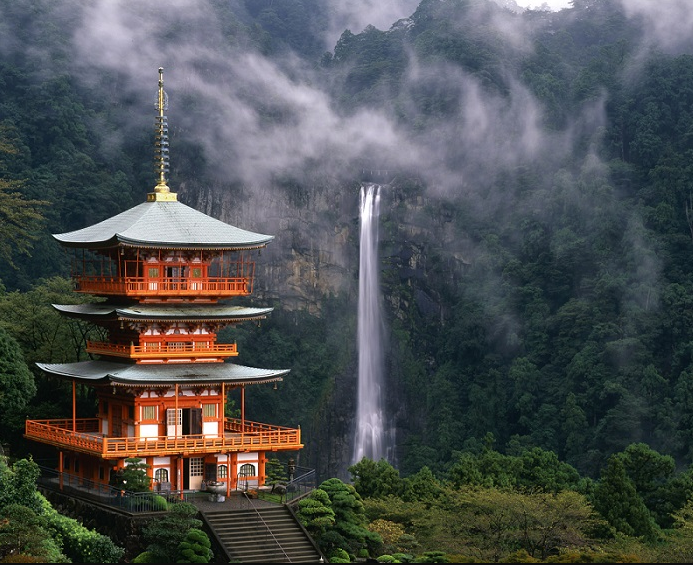 Air Terjun Terbaik di Jepang dengan Alam dan Panorama yang Menakjubkan